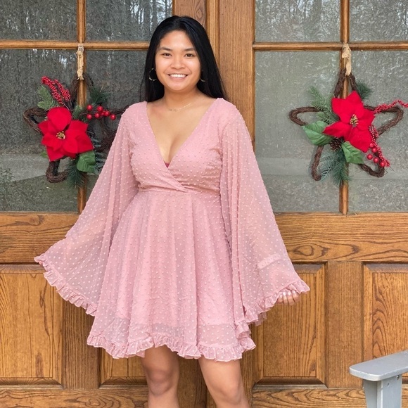 BOOHOO | Dobby Chiffon Wide Sleeve Skater Dress - Picture 2 of 2